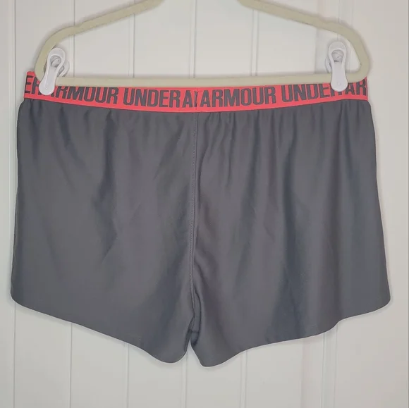 Under Armour Gray Athletic Shorts Lightweight Loose Fitted Design, Women's XL - Picture 3 of 3
